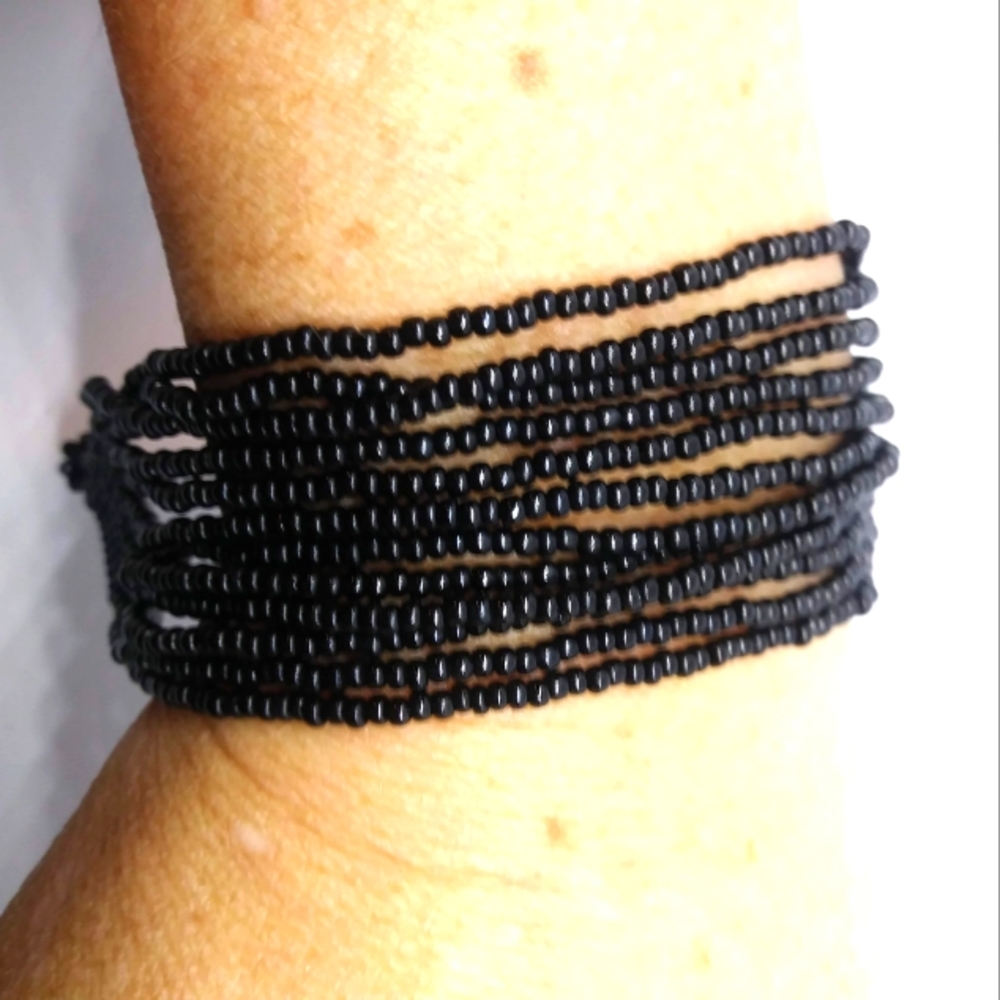 Handmade beaded bracelet  black